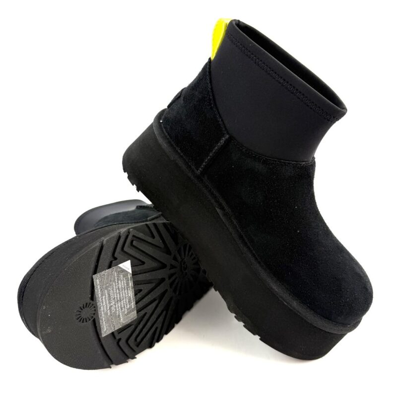UGG