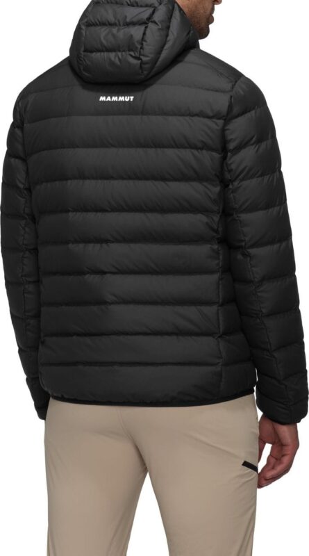 MAMMUT CRAG IN HOODED JACKET - Image 4