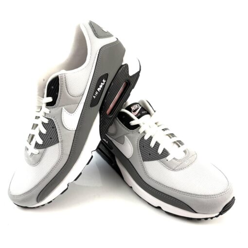 NIKE AIR