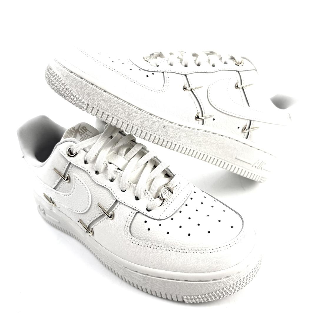NIKE AIR FORCE 1 `07 37
