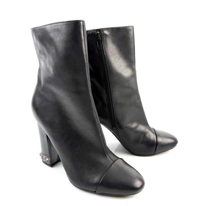 GUESS - Image 2