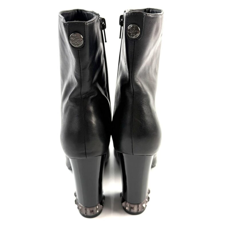 GUESS - Image 5