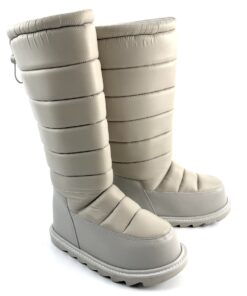 Alternative view of UNITED NUDE
