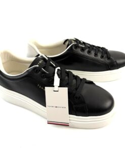 Alternative view of TOMMY HILFIGER