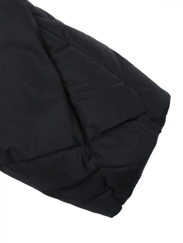JAKE'S - Image 6