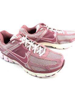 Alternative view of NIKE ZOOM VOMERO 5