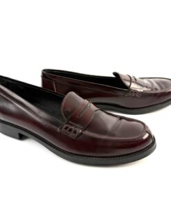 Alternative view of TOD'S