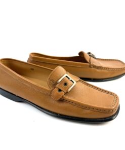Alternative view of TOD'S