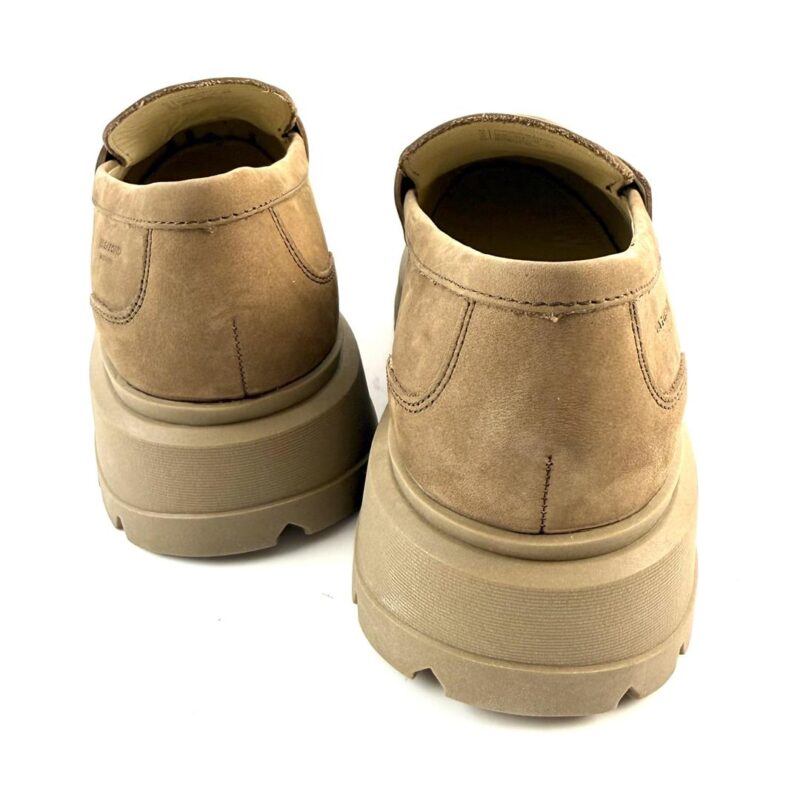 VAGABOND - Image 6