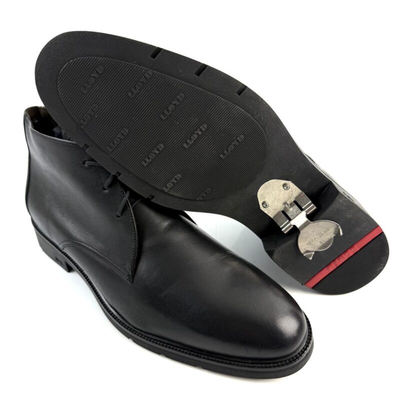 LLOYD CHUKKA - Image 4