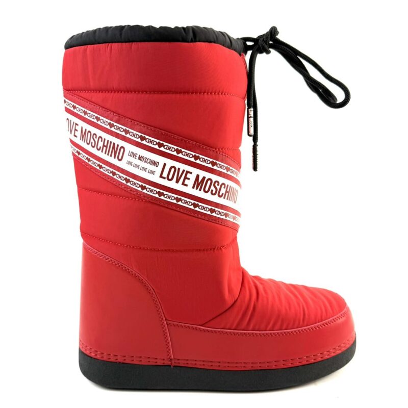 LOVE MOSCHINO