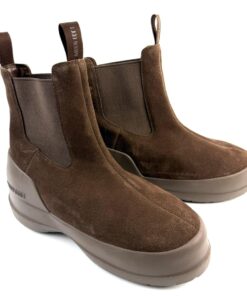 Alternative view of MOON BOOT