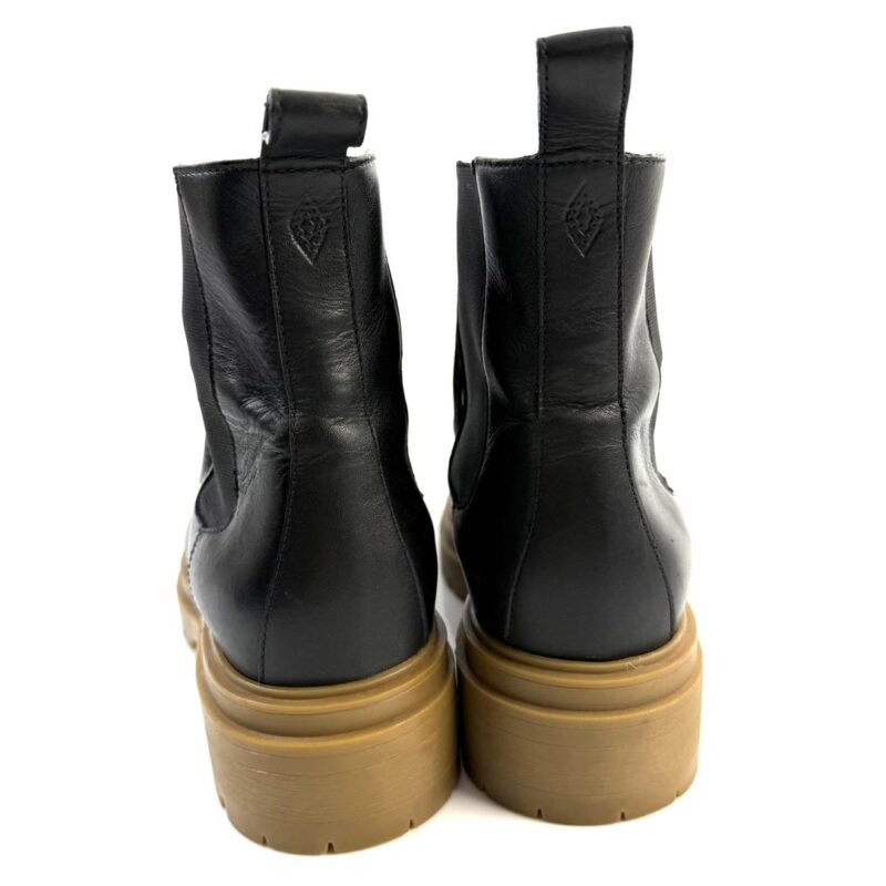 BA&SH - Image 5
