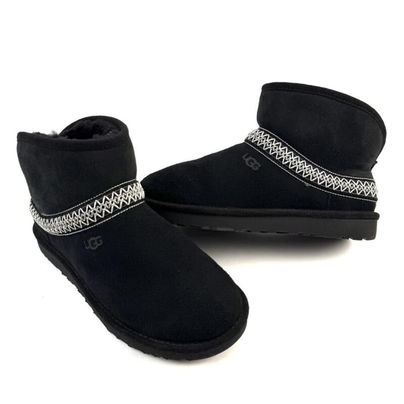 UGG CLASSIC MINI CRESCENT - Image 4