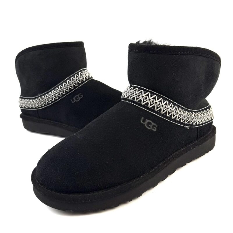 UGG