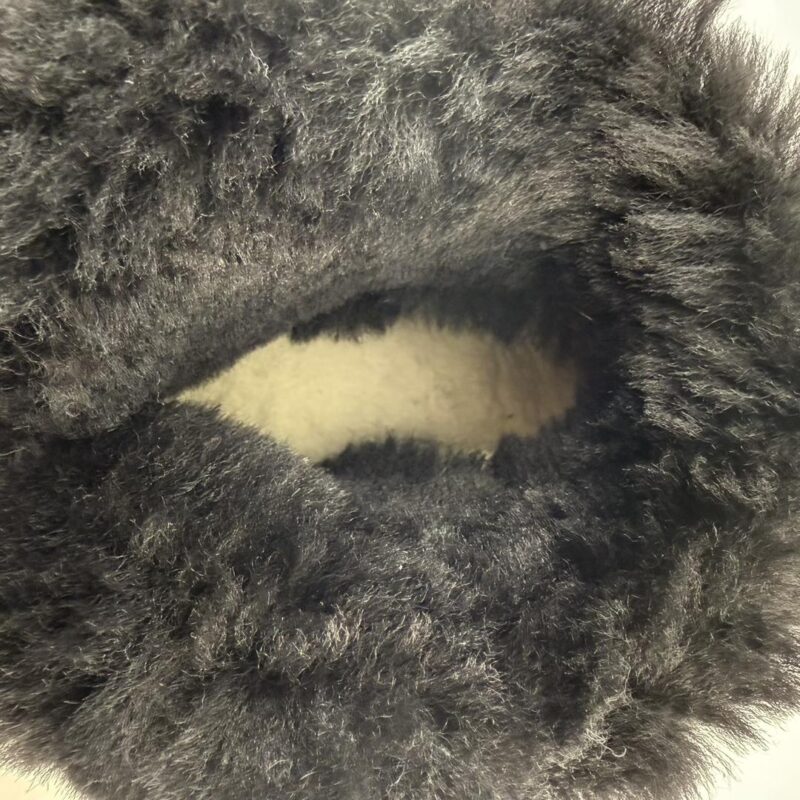 UGG CLASSIC MINI CRESCENT - Image 7